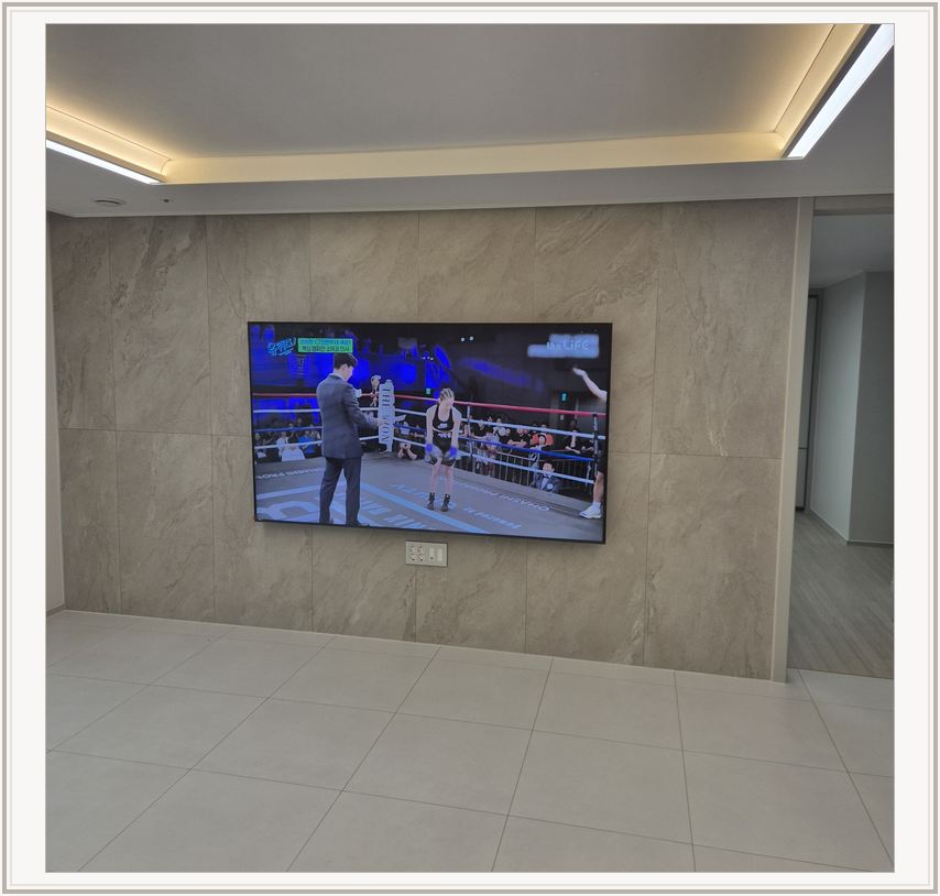 학온동 · 소하동 · 산본동 벽걸이TV 설치 시 화면 위치를 참고할 수 있는 사진 1